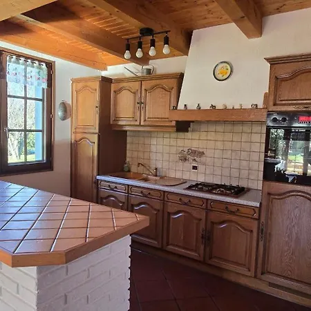 Holiday home Douce Quietude Barbey-Seroux