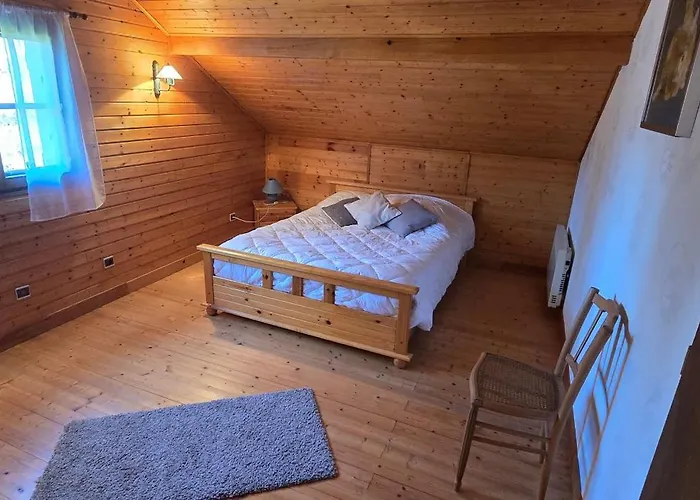 Douce Quietude 13 Route Des Evelines 度假居